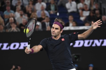 Video - 33 neskutečných reflexních volejů