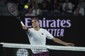 Flashnews - Roger Federer odvrátil 7 mečbolů a postoupil do semifinále Australian Open