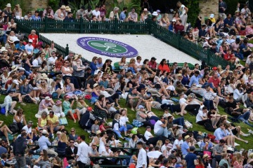 Video - Nejlepší údery 4. dne ve Wimbledonu