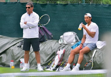 Flashnews - Rafael Nadal konečně na kurtu